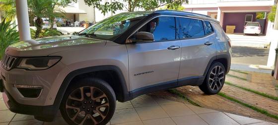 JEEP COMPASS 2.0 16V FLEX LIMITED AUTOMÁTICO JEEP COMPASS 2.0 16V FLEX LIMITED AUTOMÁTICO